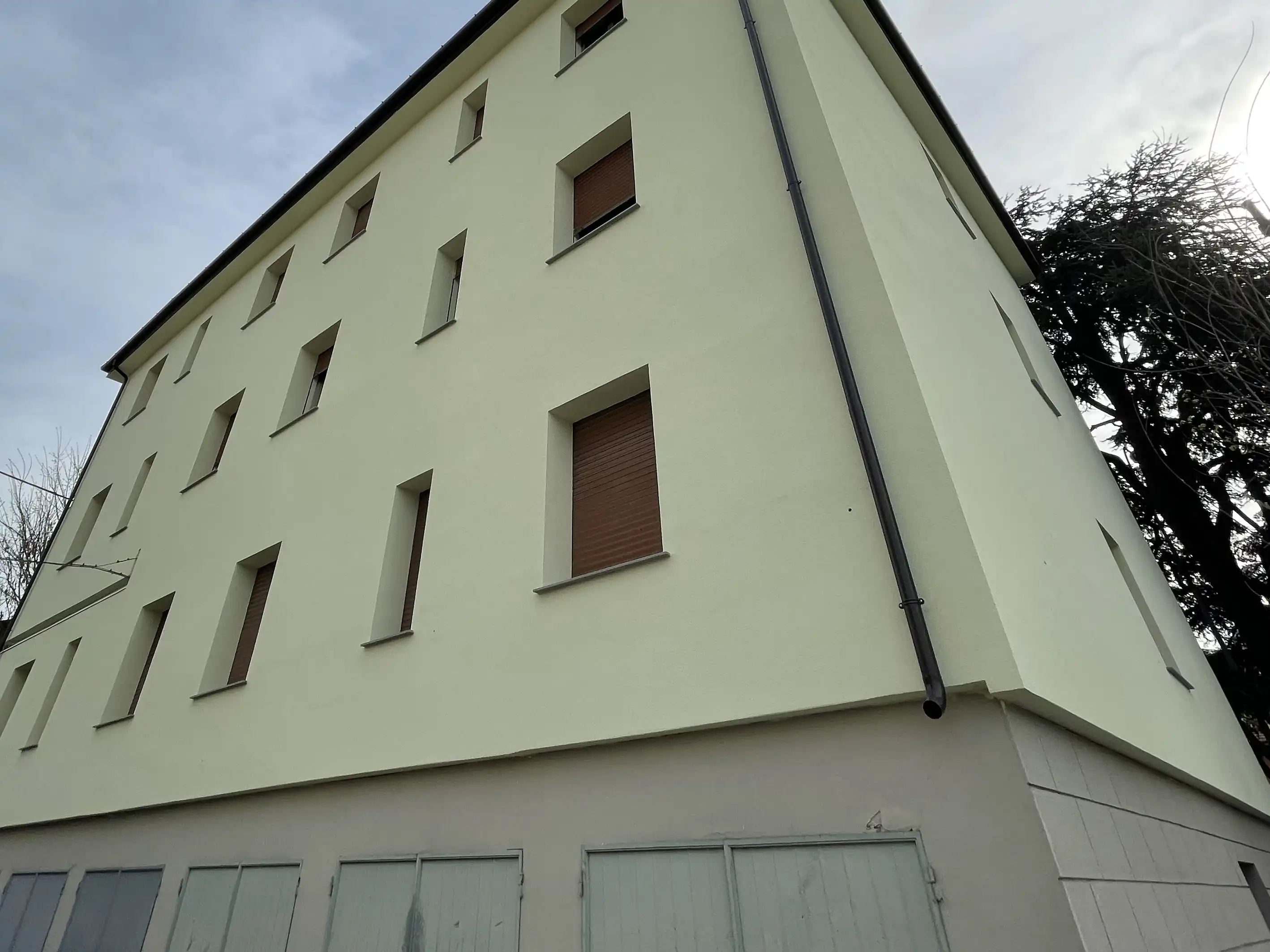 palazzina ristrutturata bologna